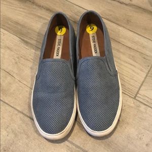 Steve Madden slip ons